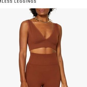 NWT WeWoreWhat Sports Bra Brown